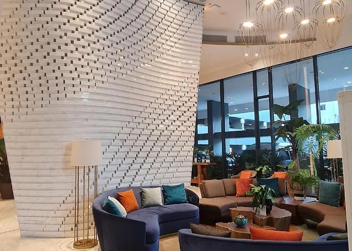 5 Mins Thonglor Bts River View Modern Center Apartment Bangkok